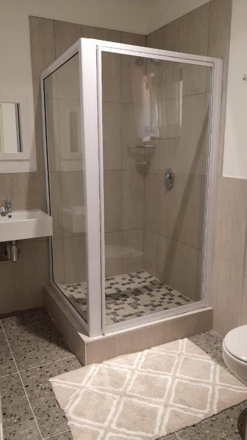 The Wishing Well Guest House Self-Catering พอร์ตเอ็ดเวิร์ด ภายนอก รูปภาพ