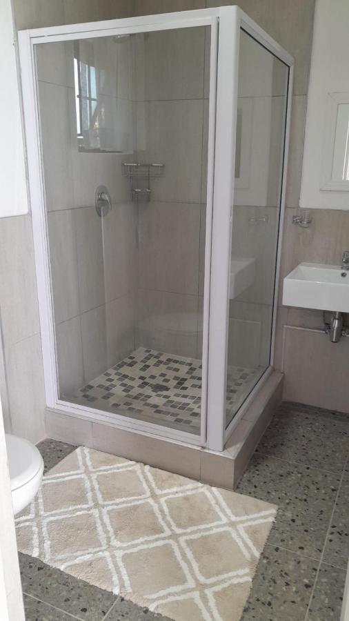 The Wishing Well Guest House Self-Catering พอร์ตเอ็ดเวิร์ด ภายนอก รูปภาพ